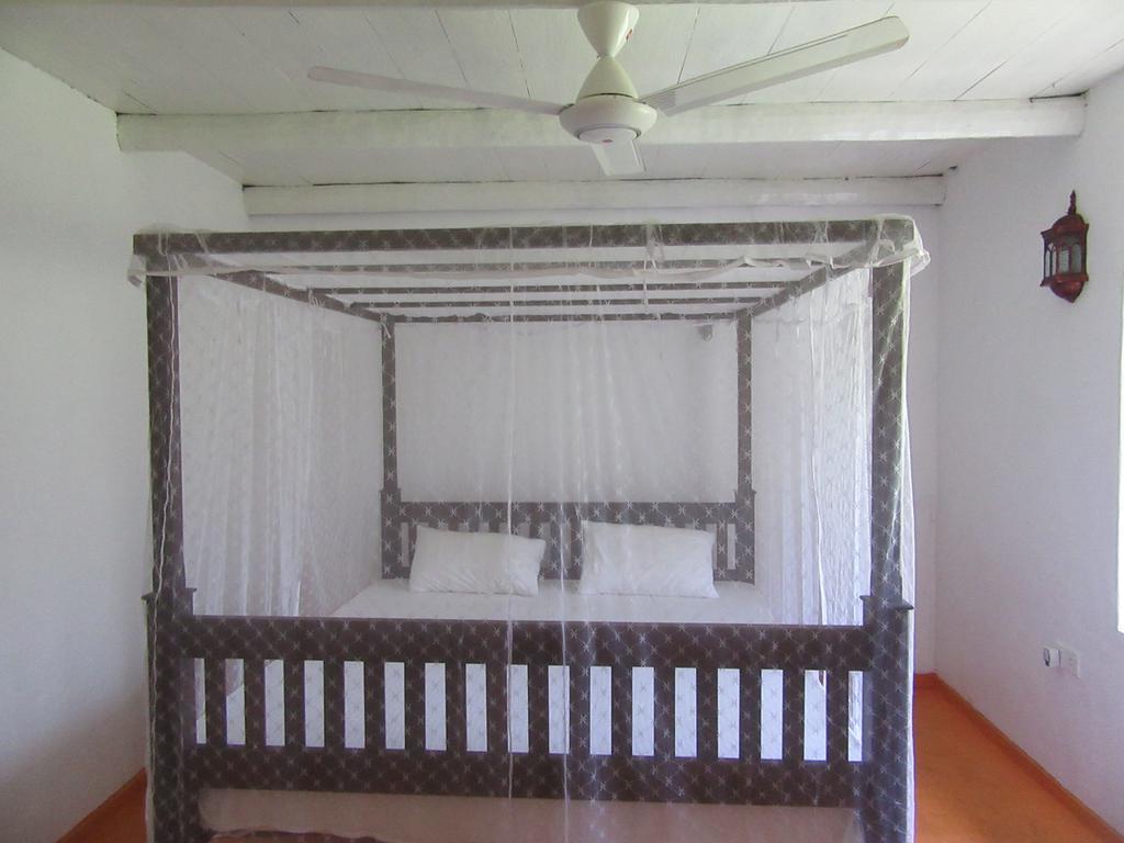 The Colonial Villa ミディガマ・イースト エクステリア 写真